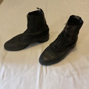 Ariat Zip Paddock Boots Black 8 1308-44